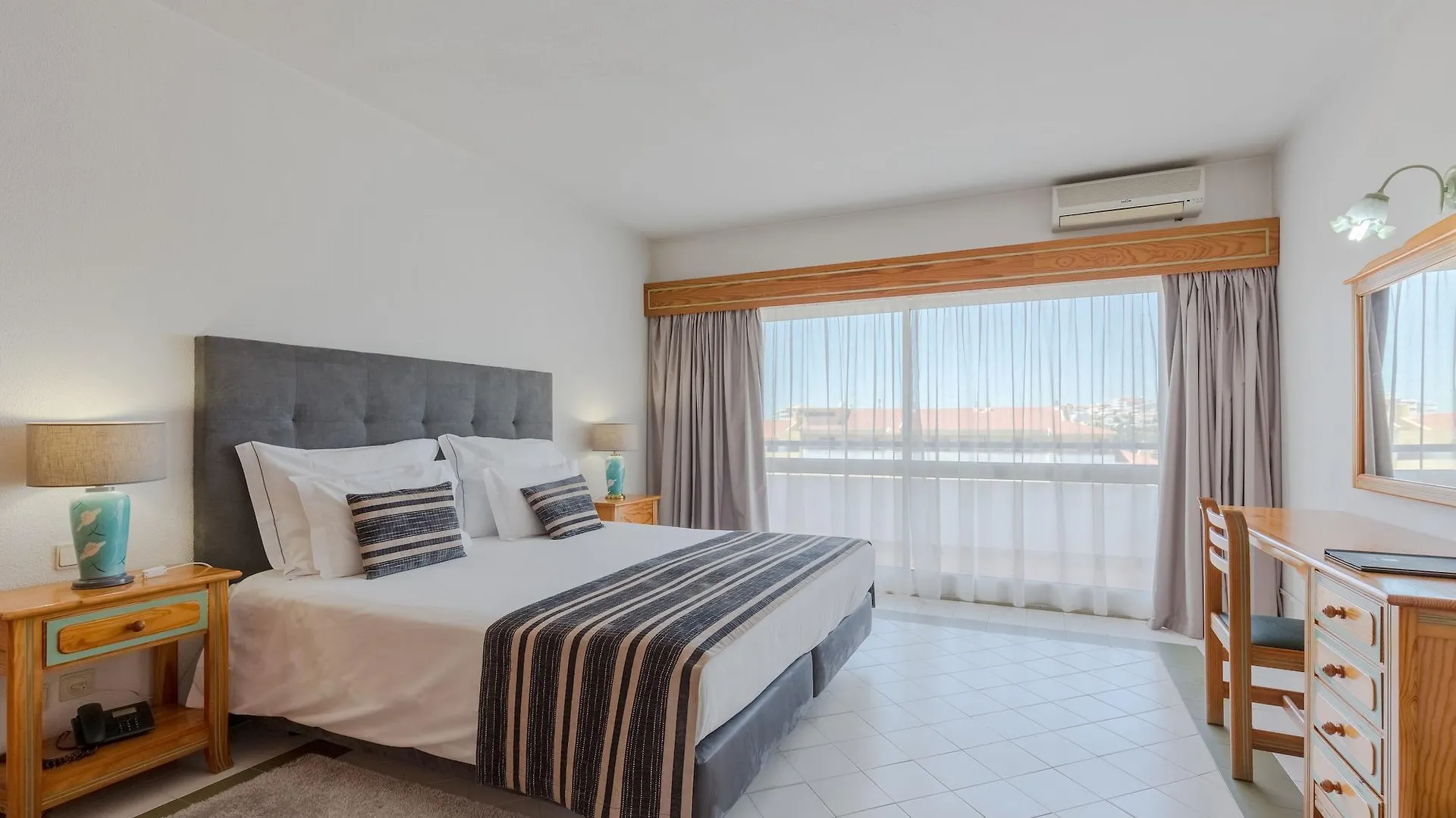 Luna Hotel Da Oura Albufeira 4*,