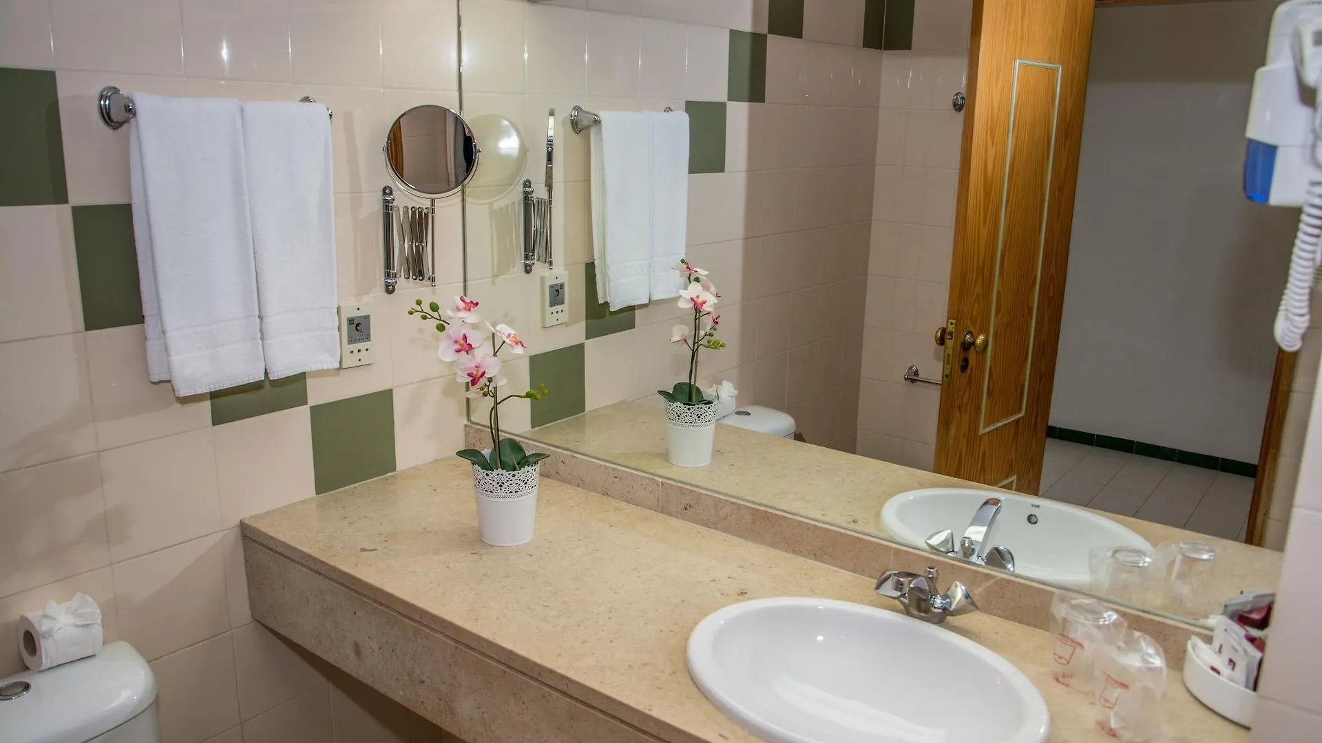 Lägenhetshotell Luna Hotel Da Oura Albufeira